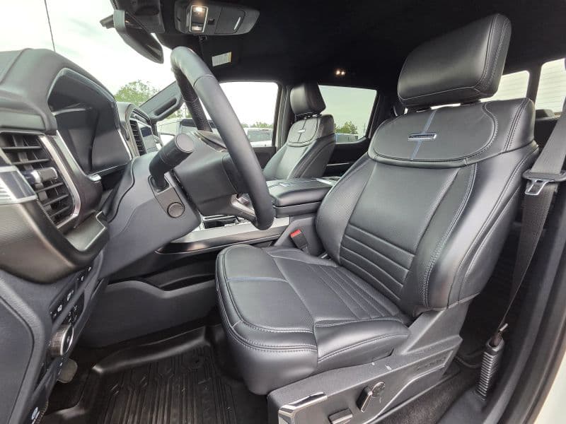 Photo 2 of 2024 Ford F-150 Platinum