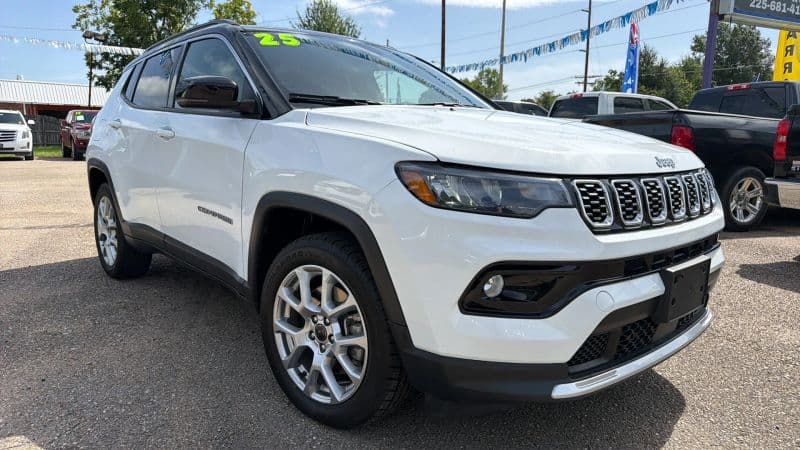 Photo 2 of 2025 Jeep Compass Limited