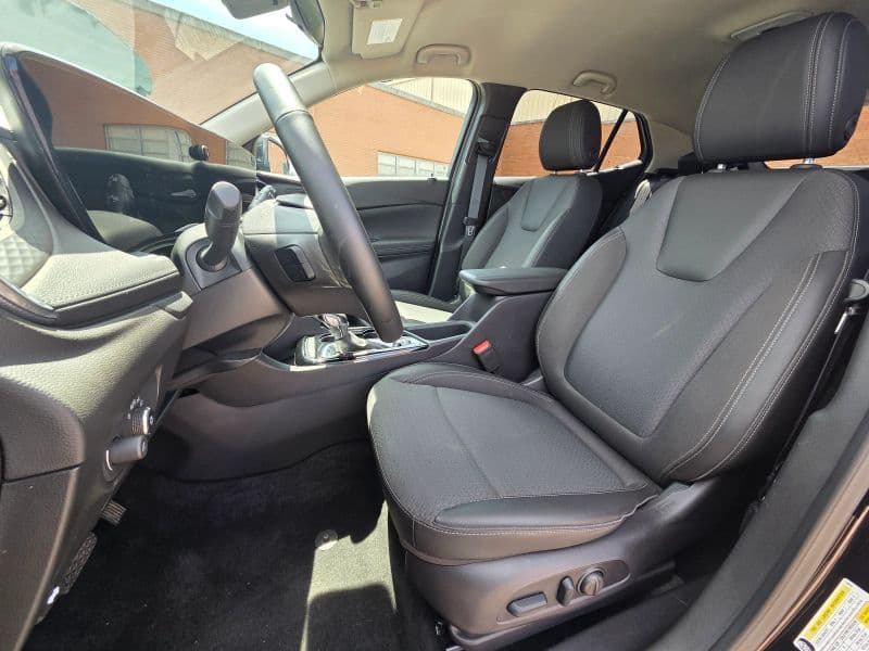 Photo 2 of 2024 Buick Encore GX Preferred
