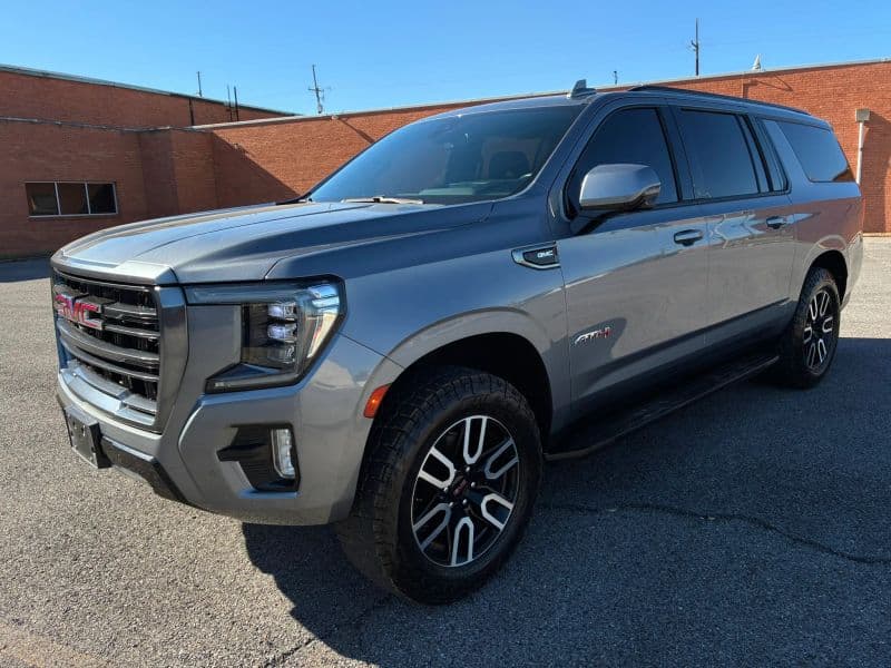 Photo 1 of 2022 GMC Yukon XL AT4