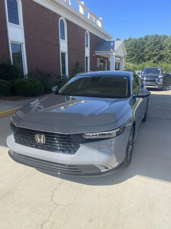 2024 Honda Accord Hybrid EX-L - Image 2