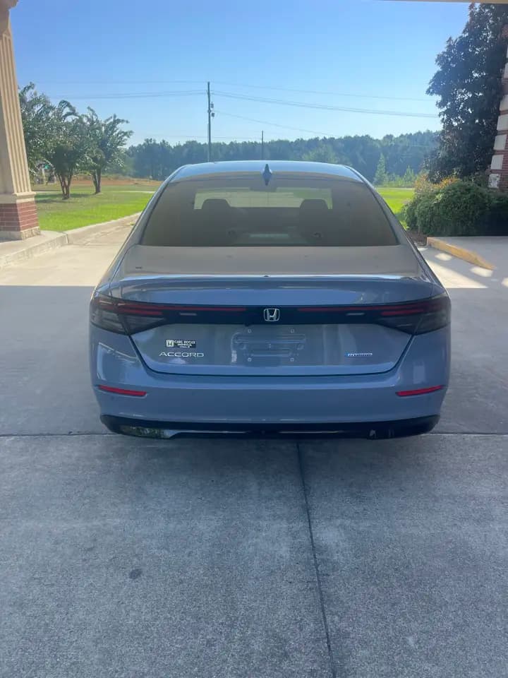 2024 Honda Accord Hybrid EX-L - Image 4