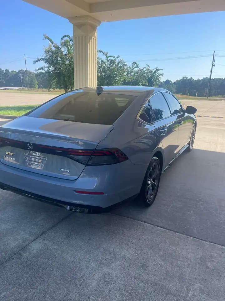 2024 Honda Accord Hybrid EX-L - Image 5