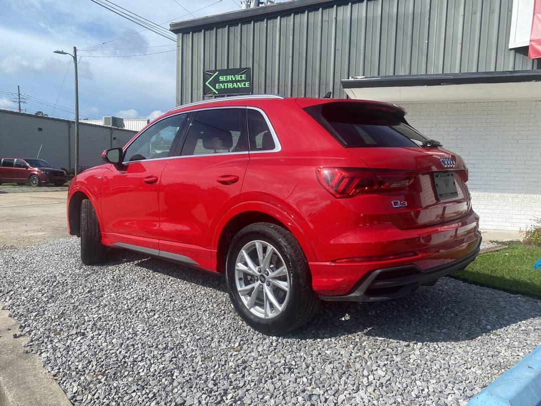 Photo 5 of 2025 Audi Q3 quattro S line Premium 45 TFSI