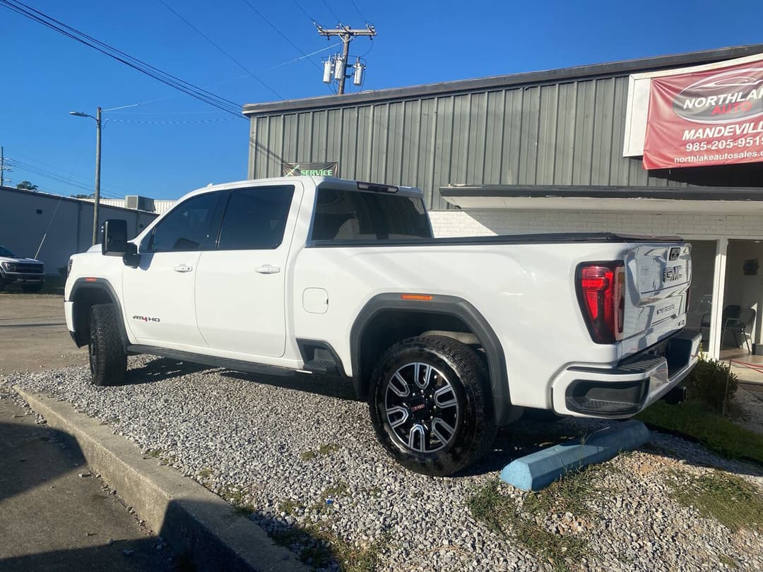 2023 GMC Sierra 2500HD AT4 - Image 3