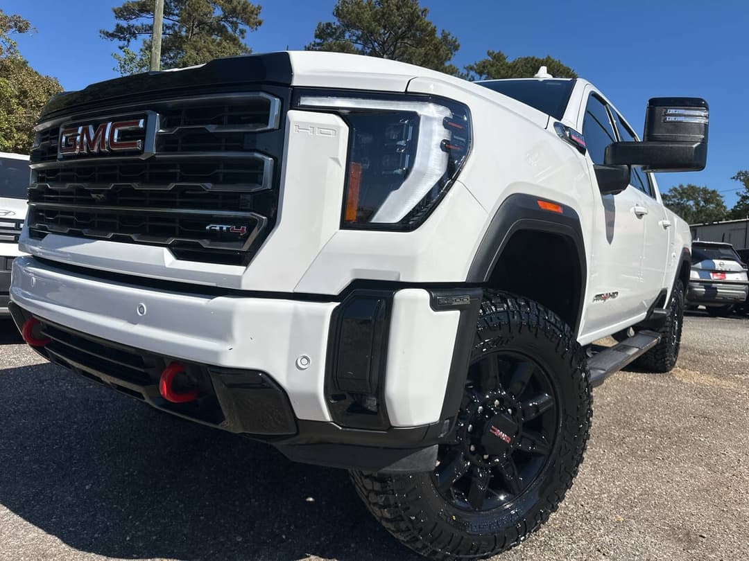 Photo 3 of 2025 GMC Sierra 2500HD AT4