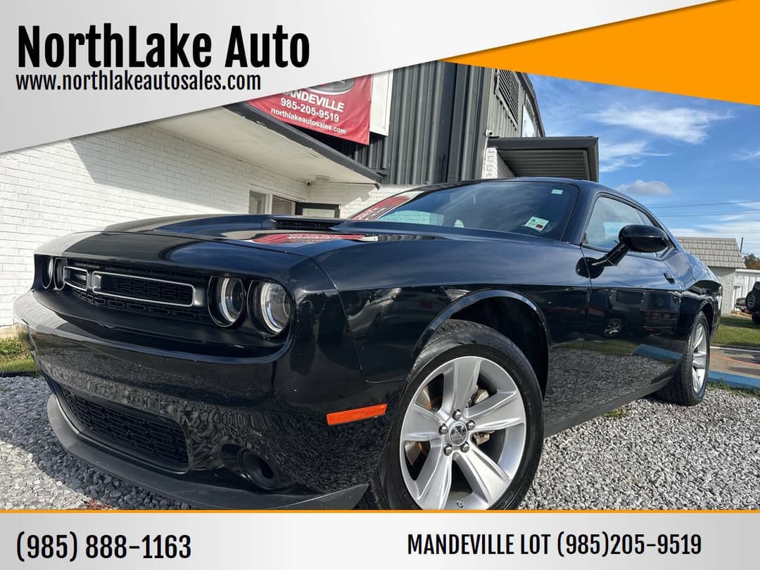 2023 Dodge Challenger SXT - Main Image