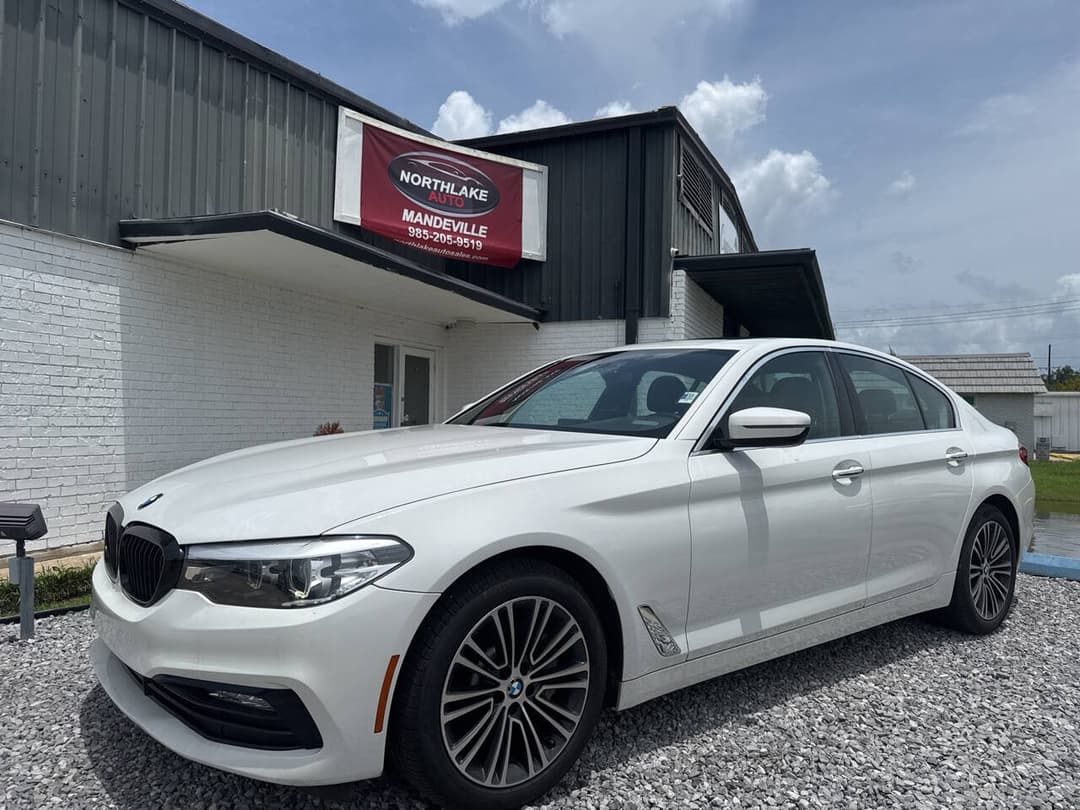 2018 BMW 5 Series 530i - Image 4