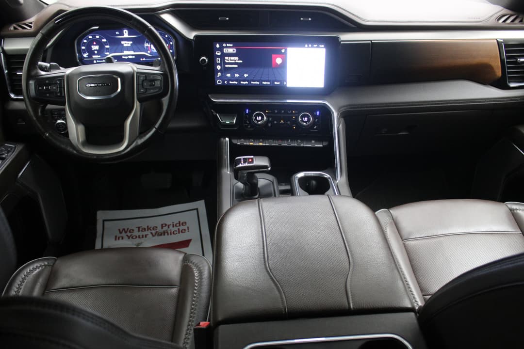2024 GMC Sierra 1500 Denali - Image 2