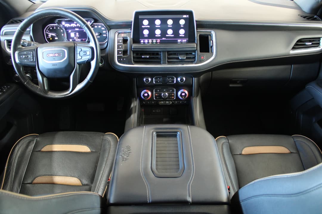 Photo 2 of 2021 GMC Yukon AT4