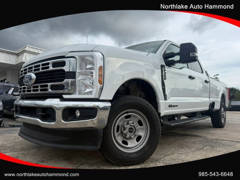 2025 Ford F-350 Super Duty XLT - Main Image
