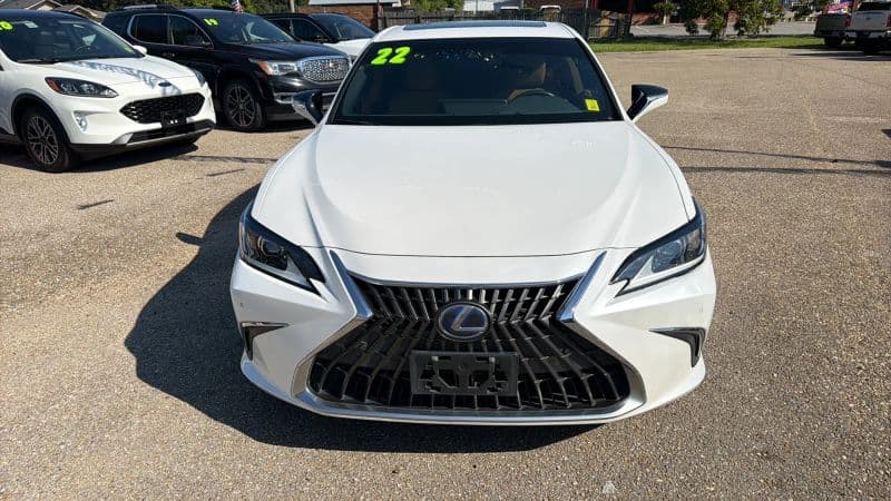 Photo 3 of 2022 Lexus ES 300h ES 300h Sedan 4D
