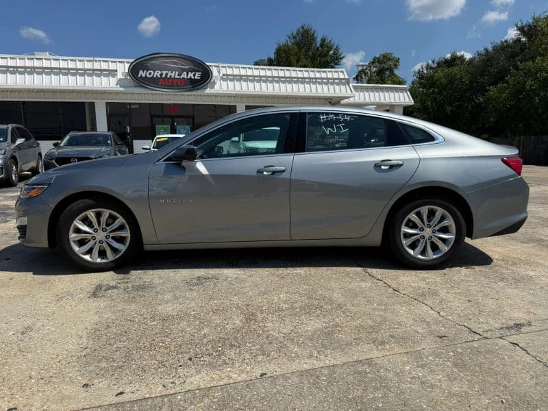 Photo 2 of 2024 Chevrolet Malibu 1LT Sedan 4D