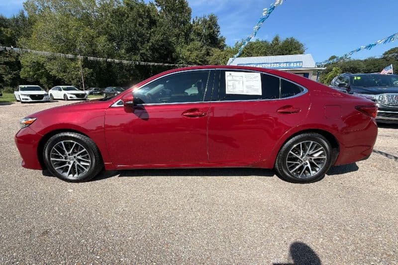 2017 Lexus ES 350 ES 350 Sedan 4D - Image 5