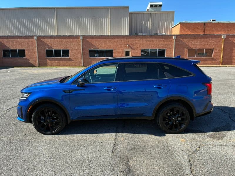 2023 Kia Sorento SX - Image 2