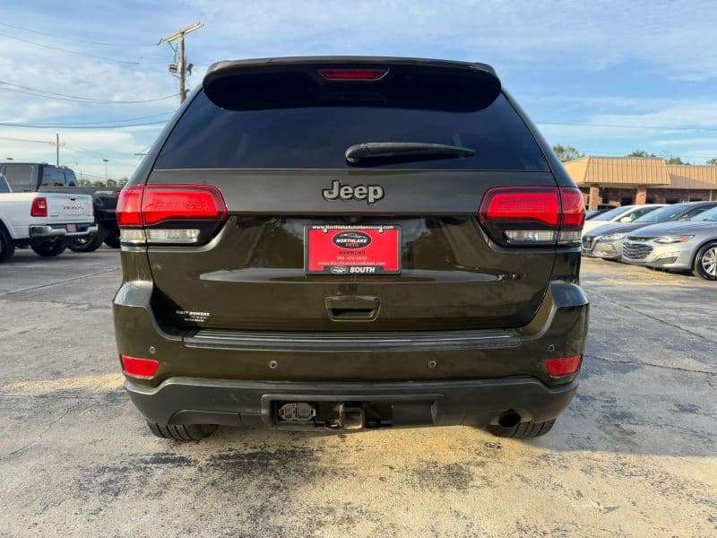 2016 Jeep Grand Cherokee 75th Anniversary Edition Sport Utility 4D - Image 3
