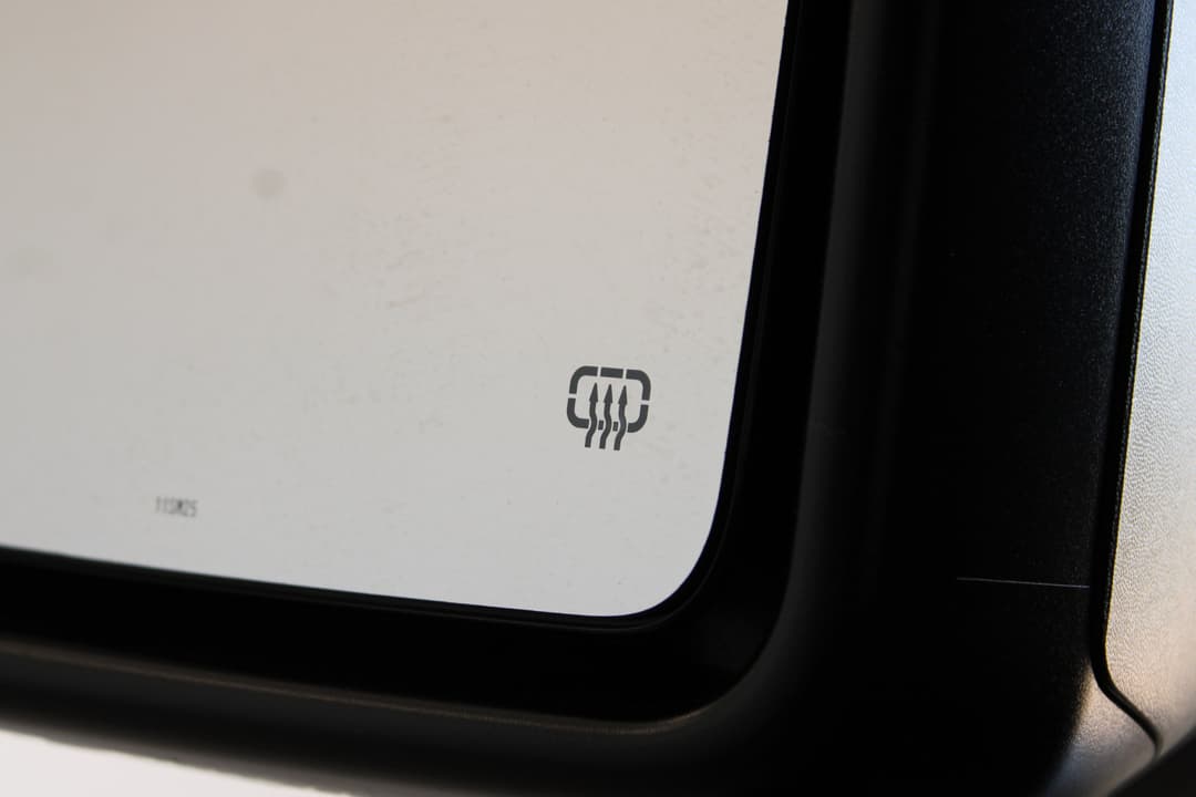 Photo 3 of 2026 Jeep Gladiator Sahara