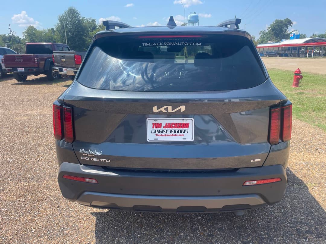 Photo 5 of 2023 Kia Sorento X-Line EX