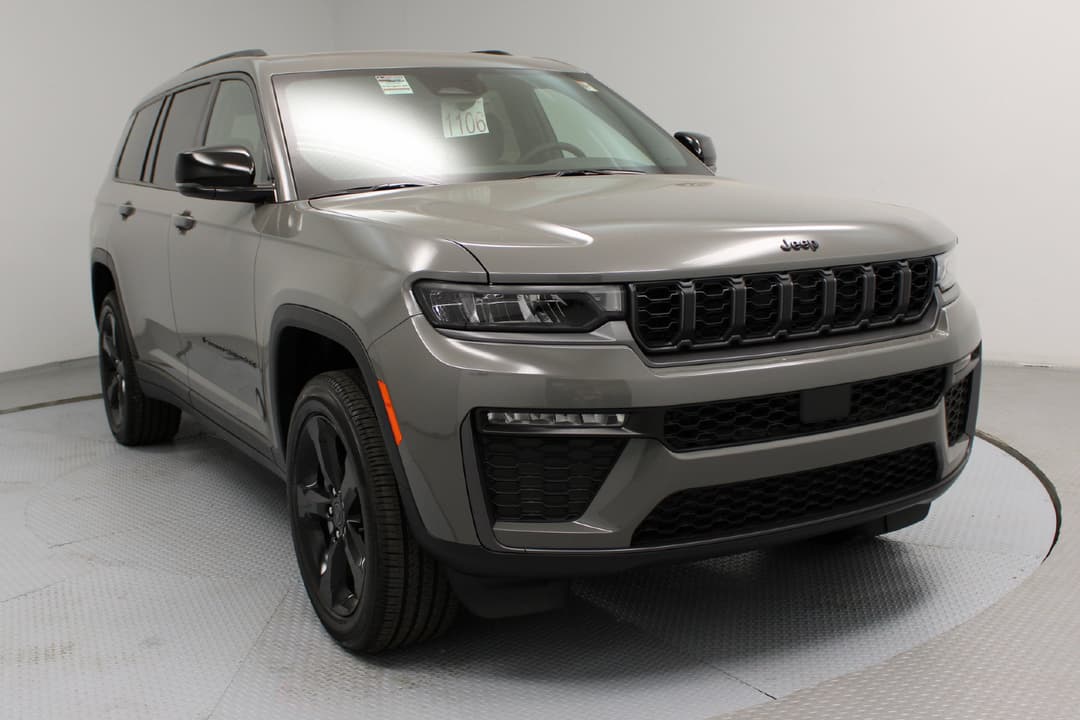 Photo 1 of 2027 Jeep Grand Cherokee L Limited